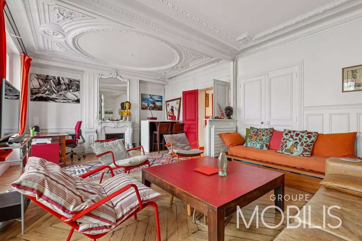 Appartement à PARIS-18E