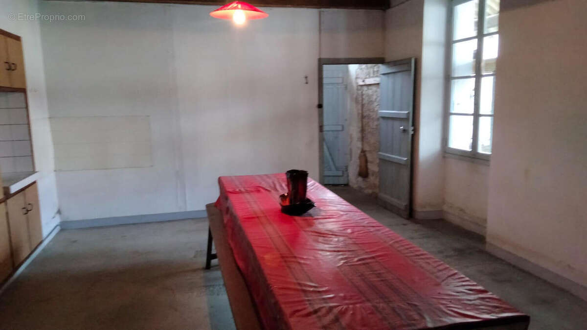 CUISINE ETE - Maison à VERTEUIL-SUR-CHARENTE