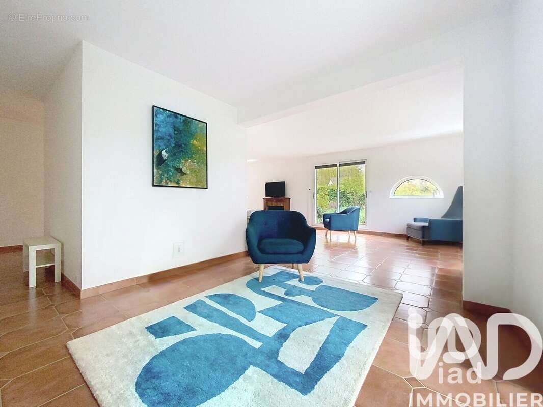 Photo 6 - Maison à BUC