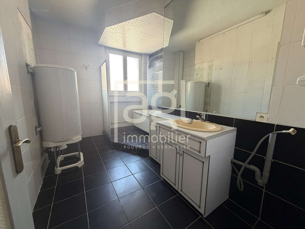 Appartement 60 m² à Dunkerque  - photo 4