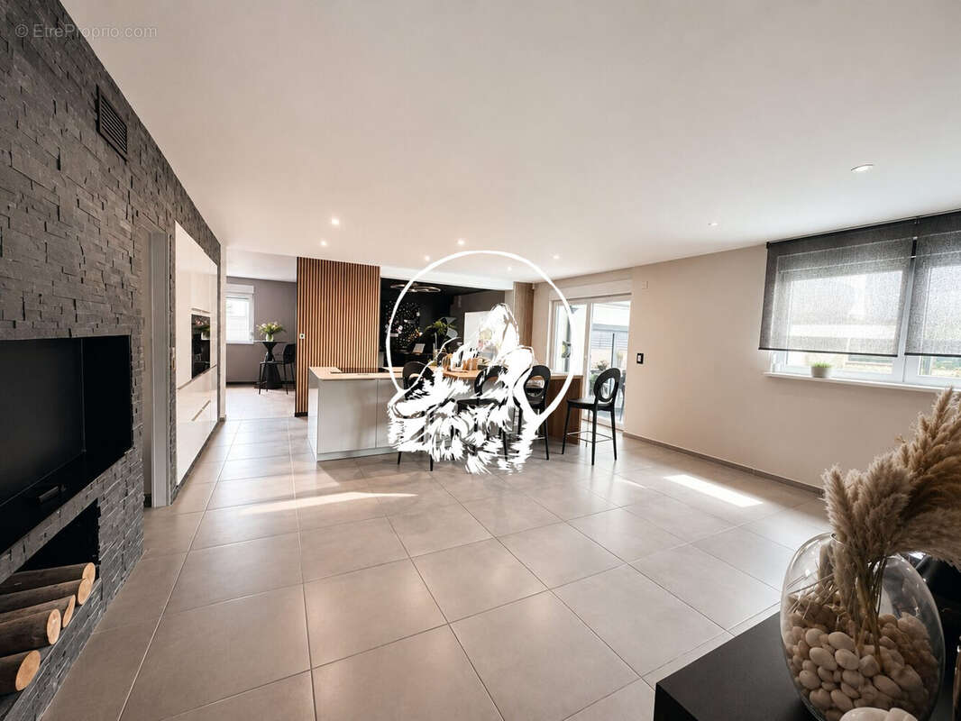 Maison 263 m² à Lachambre  - photo 4