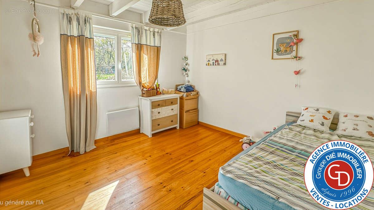 Villa avec 5 chambres, garage et piscine - photo 28