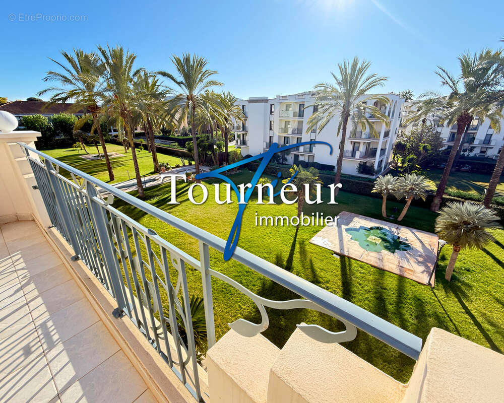 Autre à SANARY-SUR-MER