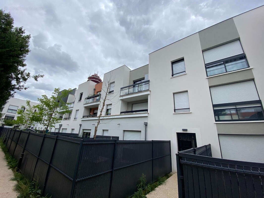 Appartement à CHENNEVIERES-SUR-MARNE