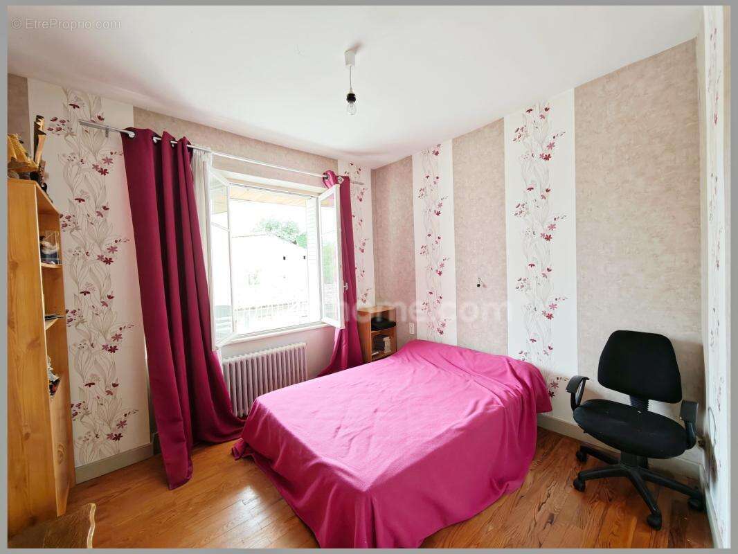 *** exclusivite *** immeuble de rapport + habitation independante + dependances + exterieur *** billom 63160 *** - photo 11