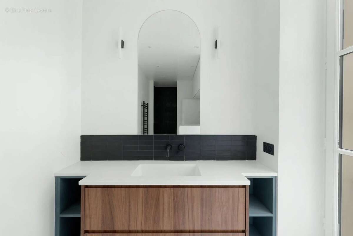 Appartement à PARIS-3E