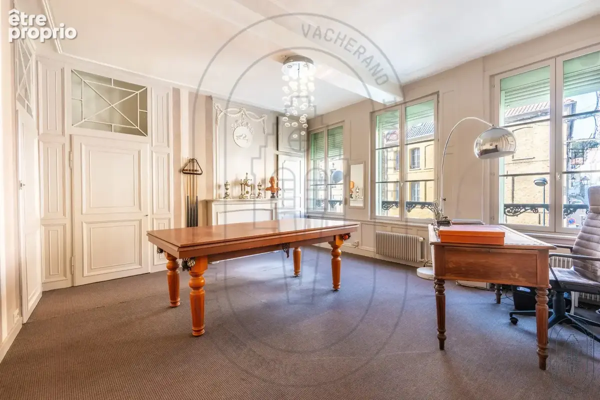 Maison 10 pièces 365 m² à vendre à Saint-Omer (62500) - photo 9