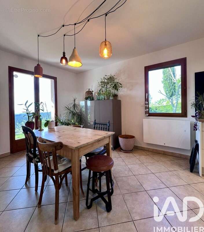Maison 123 m² à Planzolles  - photo 7