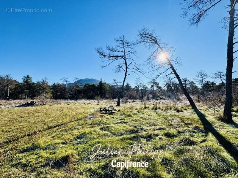 Maison à LA BATIE-MONTSALEON