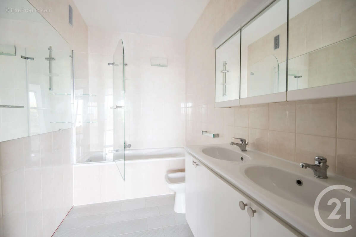 Appartement 81 m² à Nice  - photo 14