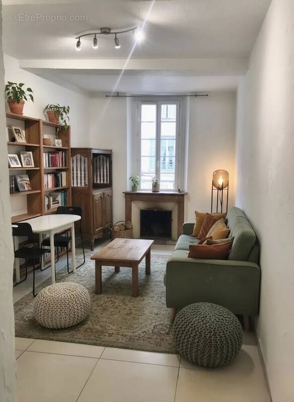 Appartement à LE MUY
