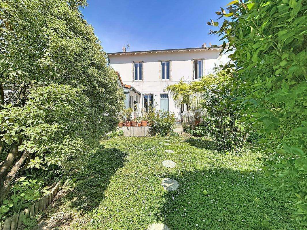 Maison à LA ROCHELLE