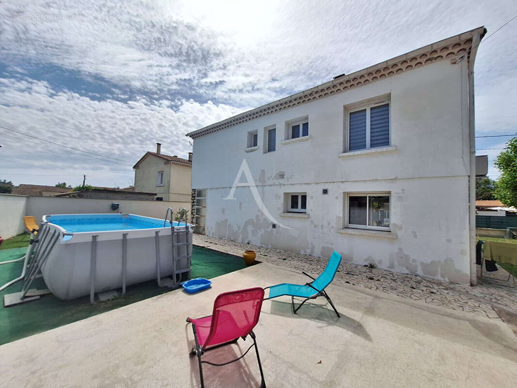 Maison à RODILHAN