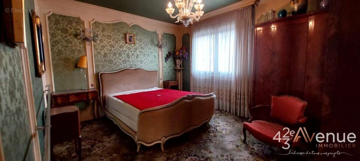 Appartement à SAINT-ETIENNE