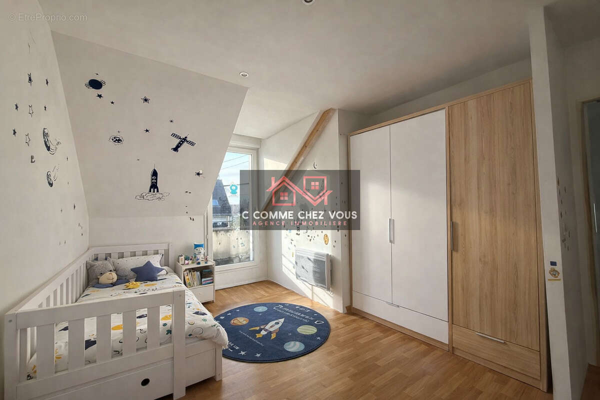 Maison spacieuse à vendre à Ozoir-la-Ferrière - photo 9