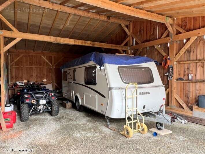 Maison à CELLEFROUIN