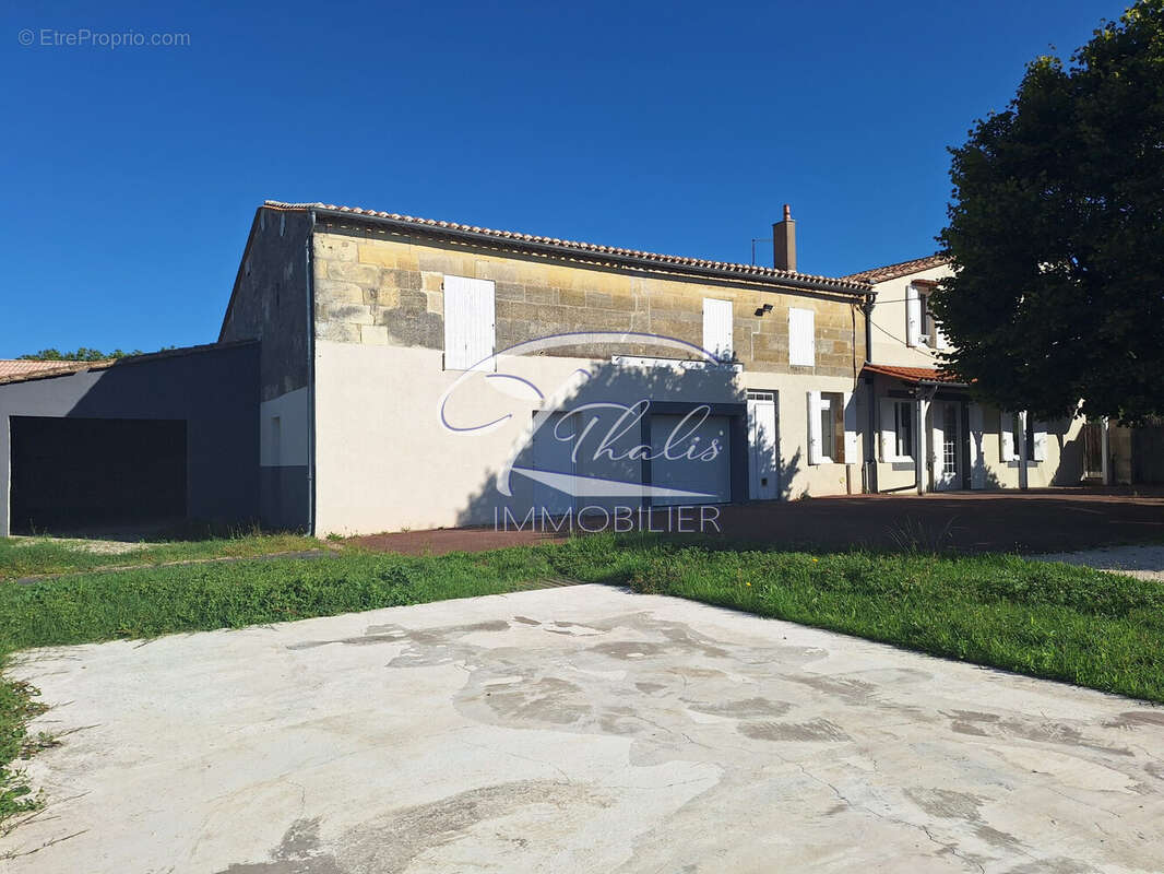 Maison à SAINT-ANDRE-DE-CUBZAC