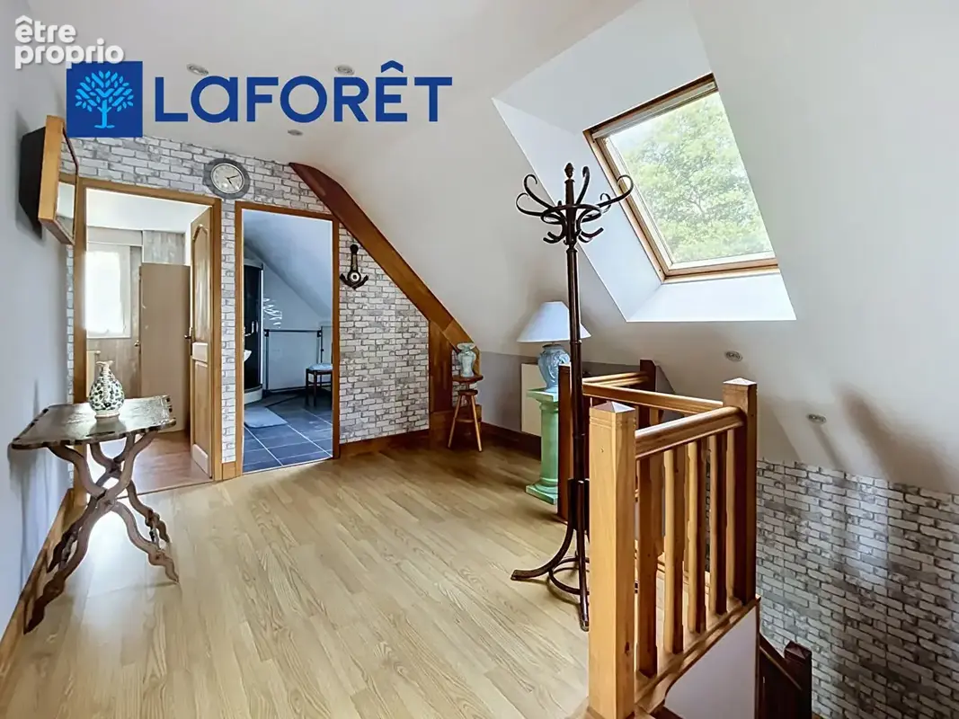 A vendre ! Maison Guern 6 pièce(s) 142m² - photo 12