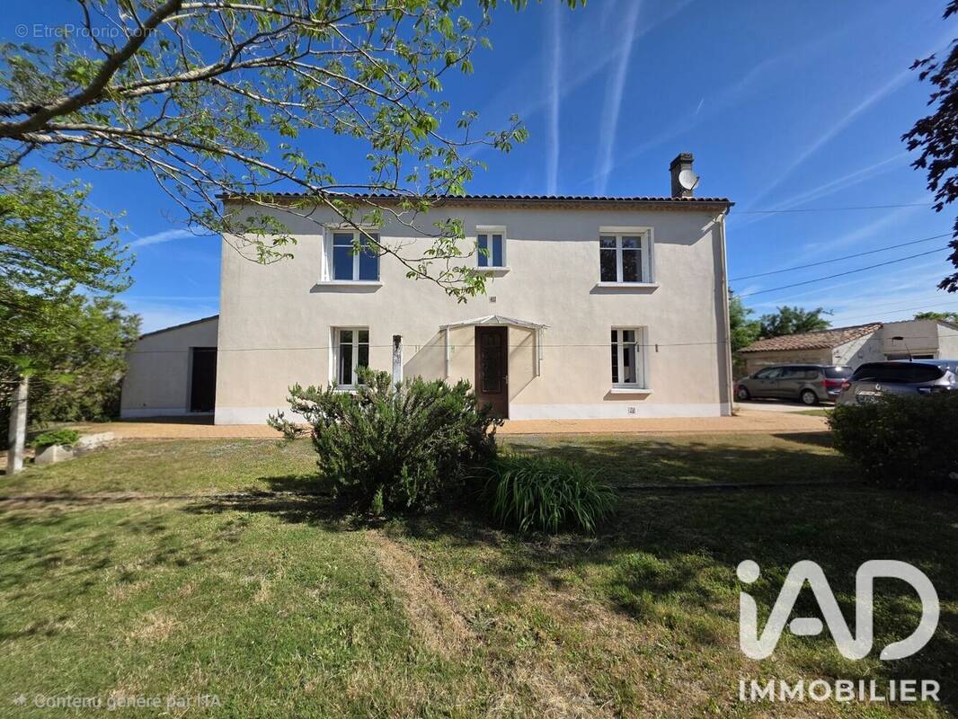 Photo 1 - Maison à SAINT-CYBARDEAUX
