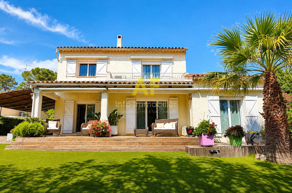 Maison à SAINT-RAPHAEL