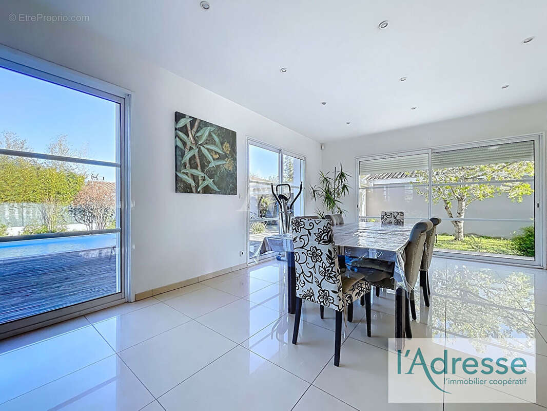 Maison Saint Alban 5 pièce(s) 211.32 m2 - photo 5