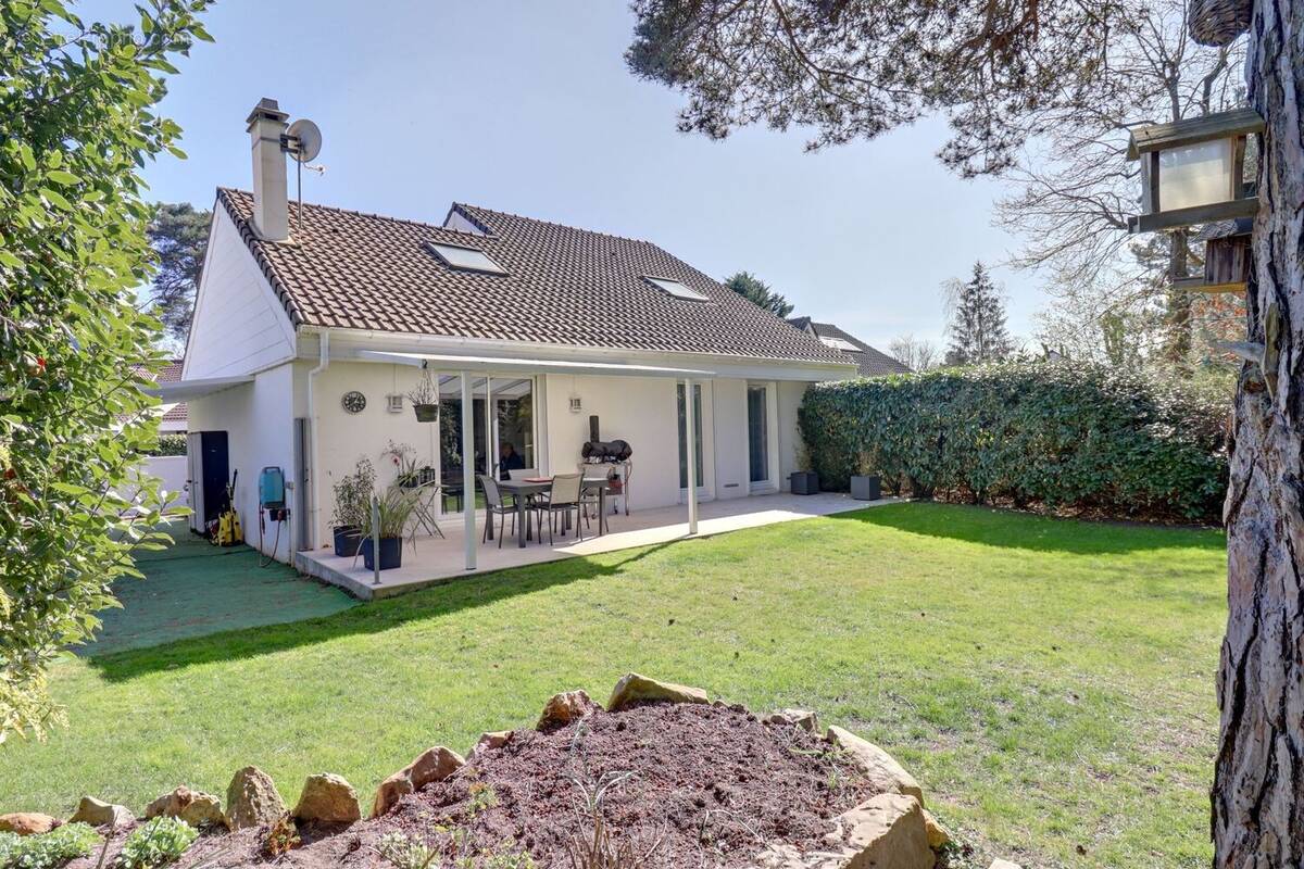 Maison à VERNEUIL-SUR-SEINE