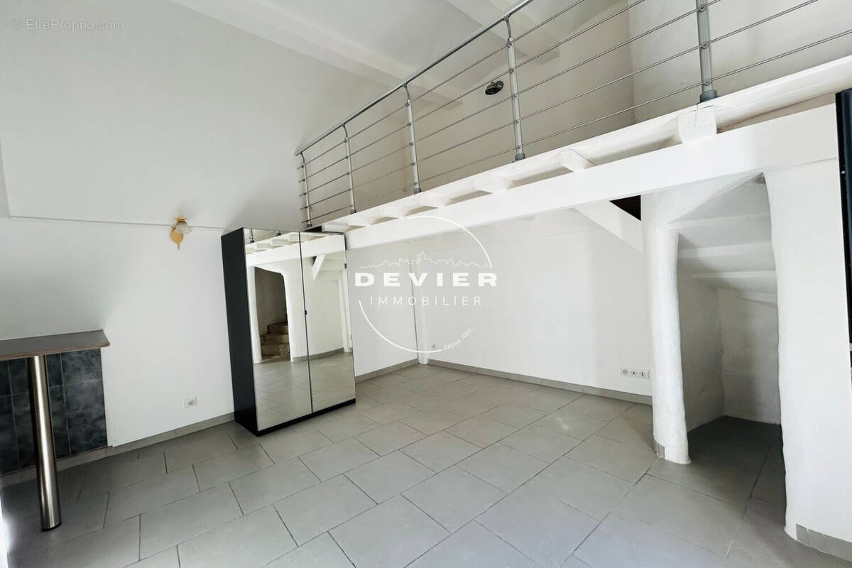 Appartement à SAINT-GENIES-DES-MOURGUES