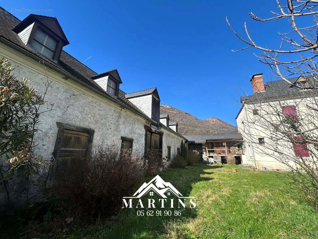 Vallée des Gaves - Maison Bigourdane et grange sur 1400m2 de terrain. - photo 19