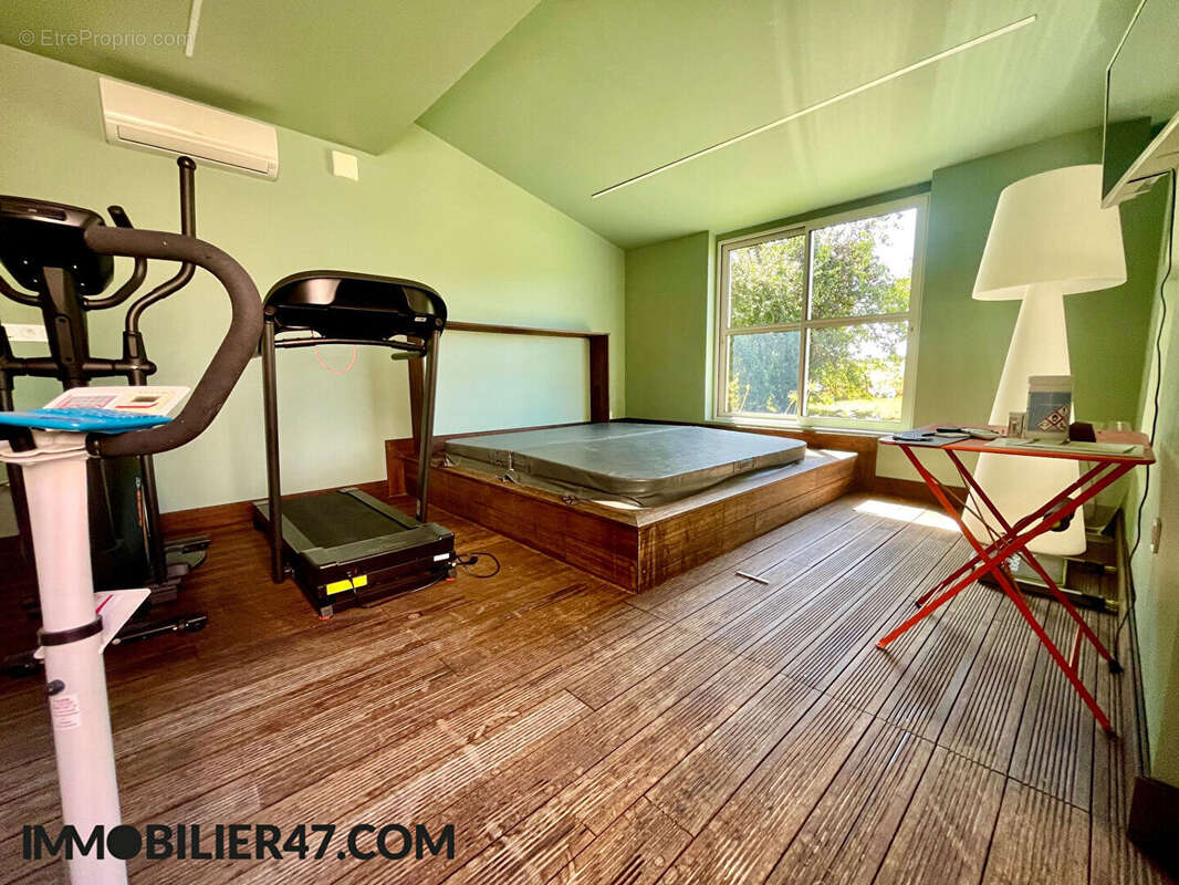 Maison à CASTELMORON-SUR-LOT