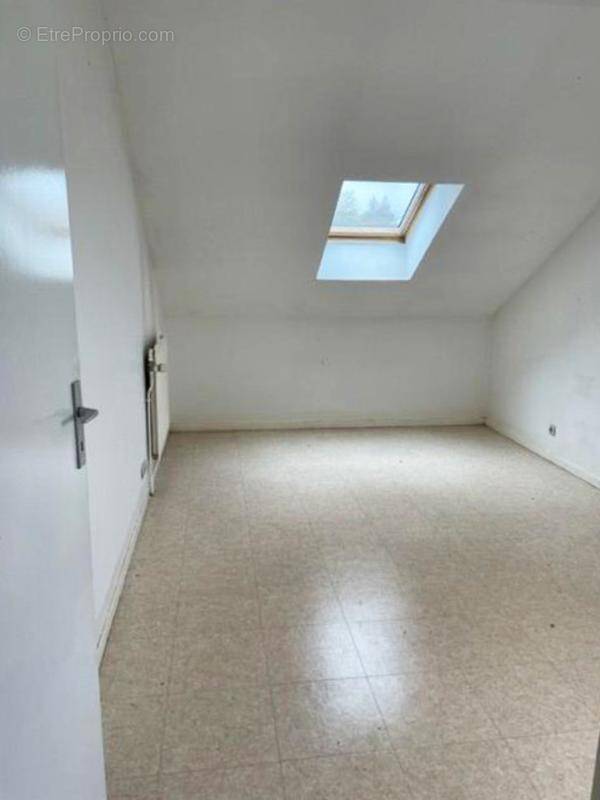 Appartement à CORBEIL-ESSONNES