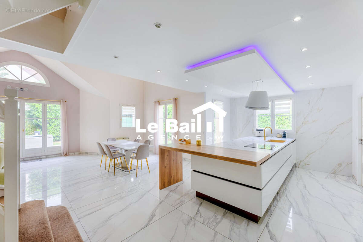 Maison 150 m² à Osny  - photo 7