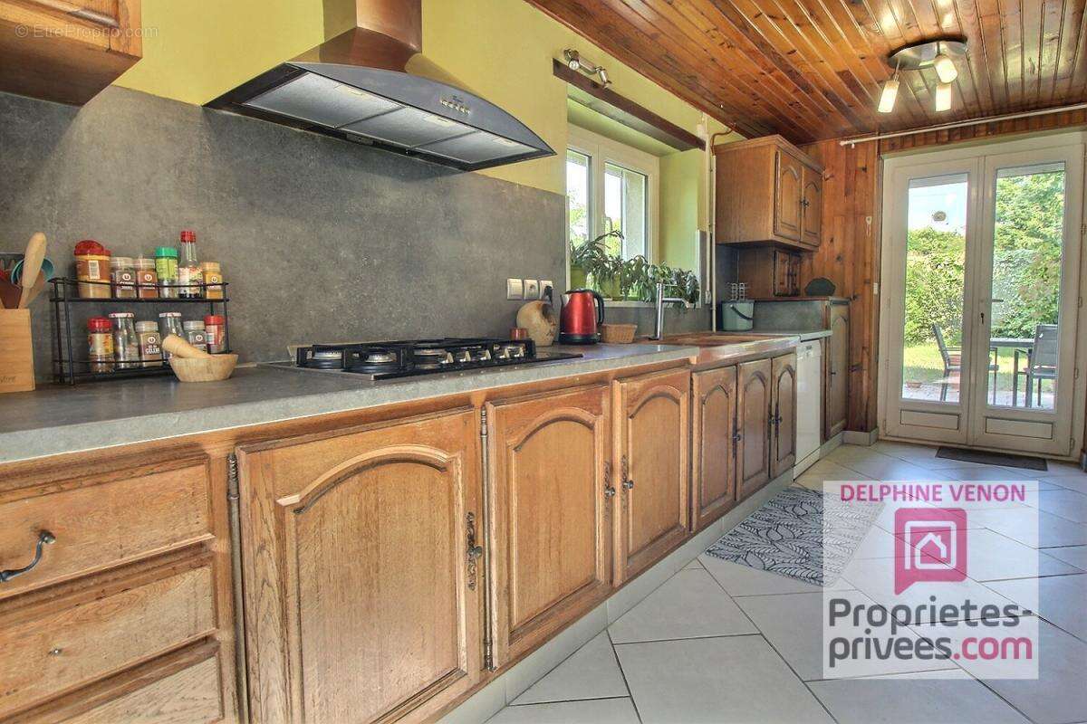 Maison à SAINT-MARTIN-D'ABBAT