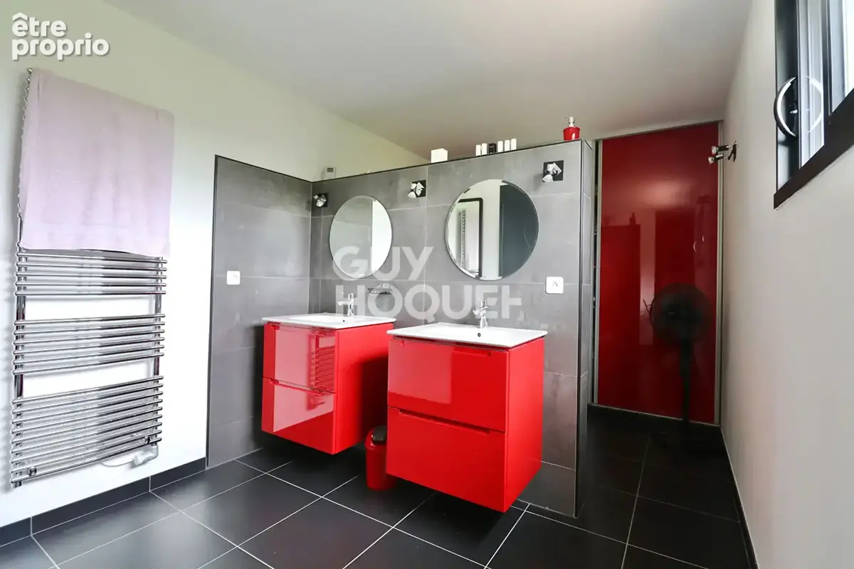 Maison Saint Jean De Braye - 5 pièces - 170m² - photo 12