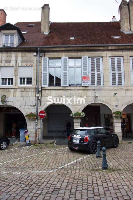 Appartement à LONS-LE-SAUNIER
