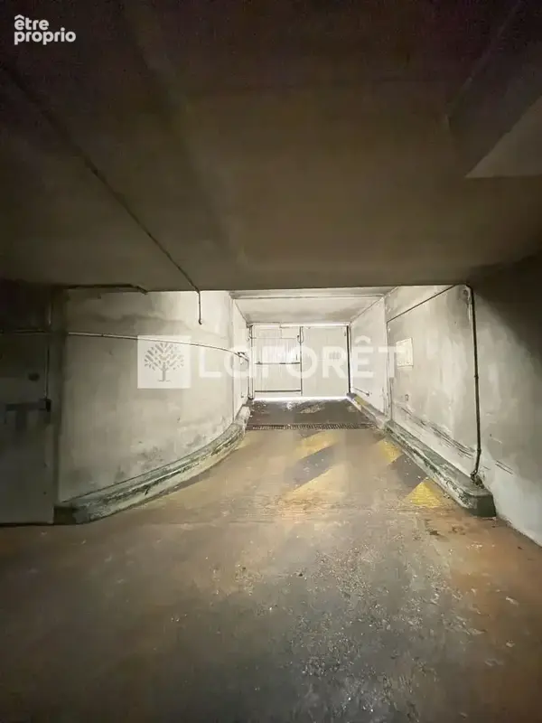 Parking / box Paris 10 m2 - photo 3