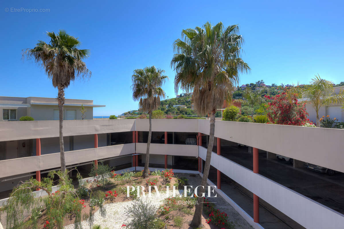 Appartement à MANDELIEU-LA-NAPOULE
