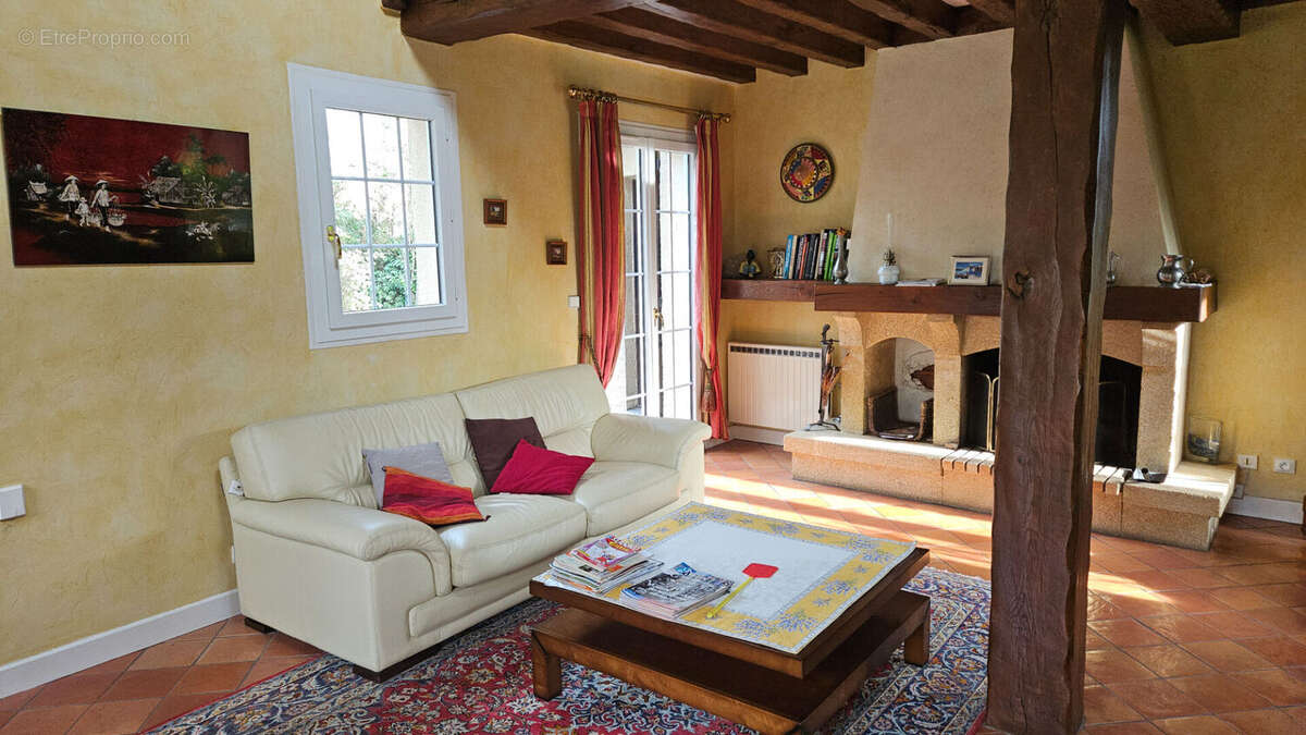 Maison à SAINT-LEGER-EN-YVELINES