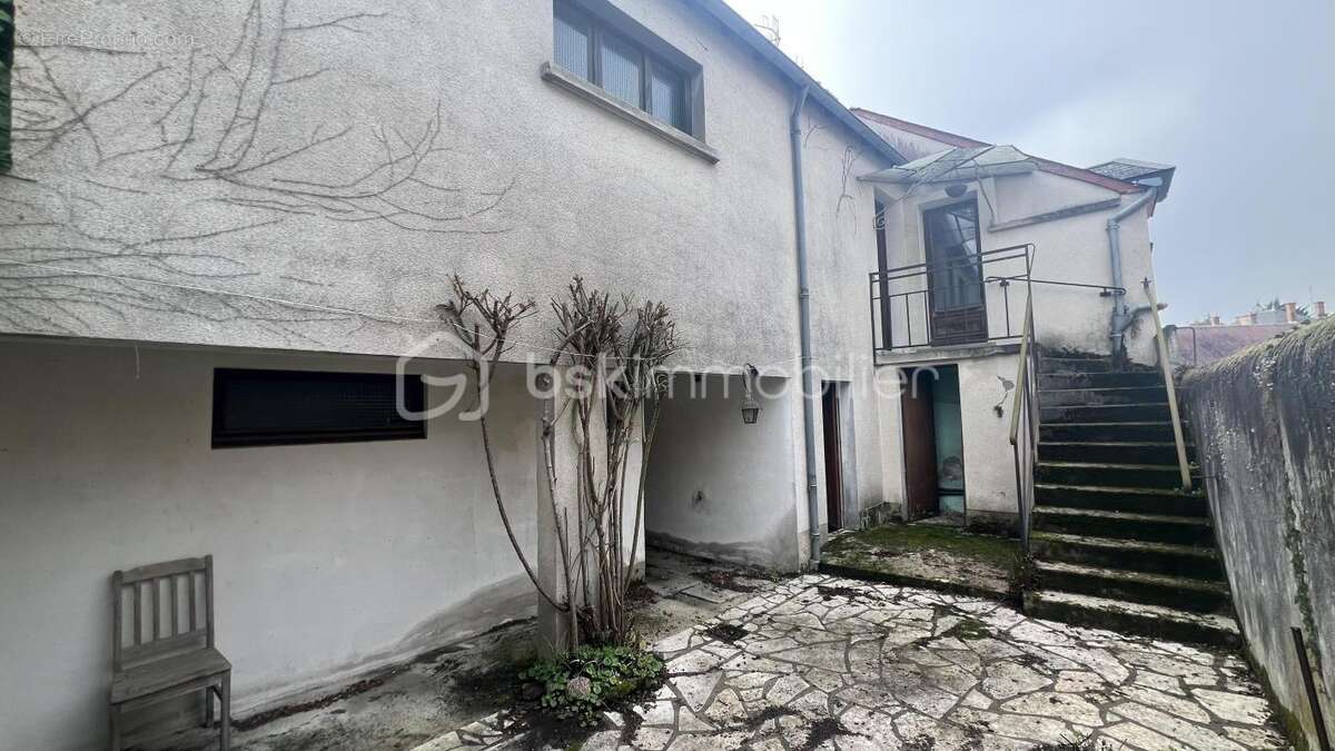 Maison ancienne à rénover — 147 m² — Buxeuil (36) — Proche Valençay - photo 9