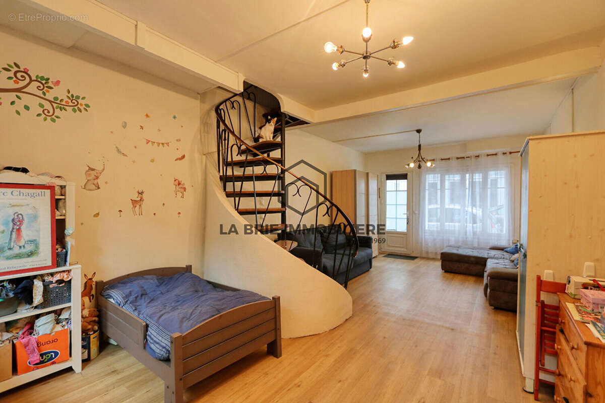 Maison à BOISSY-SAINT-LEGER