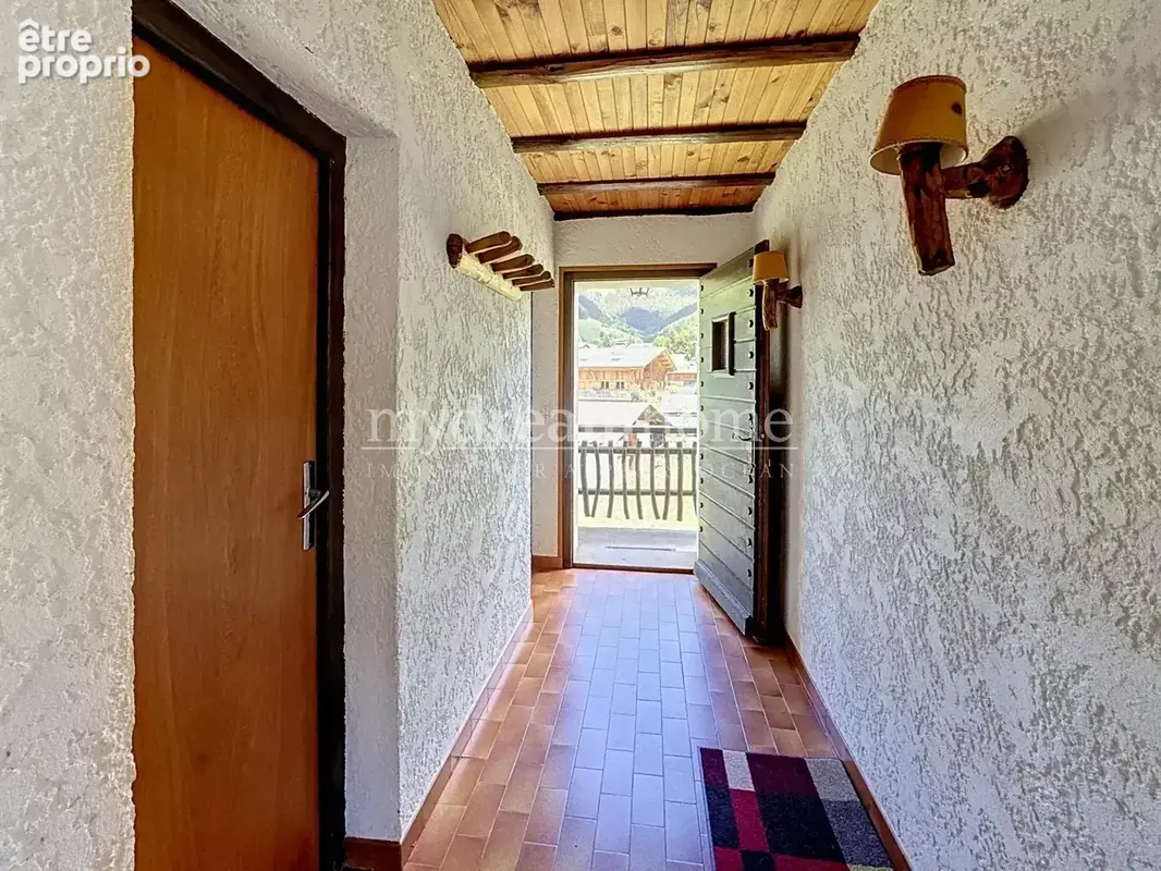 À VENDRE – Ensemble immobilier de 3 chalets à Notre Dame de Bellecombe (73590) - photo 24