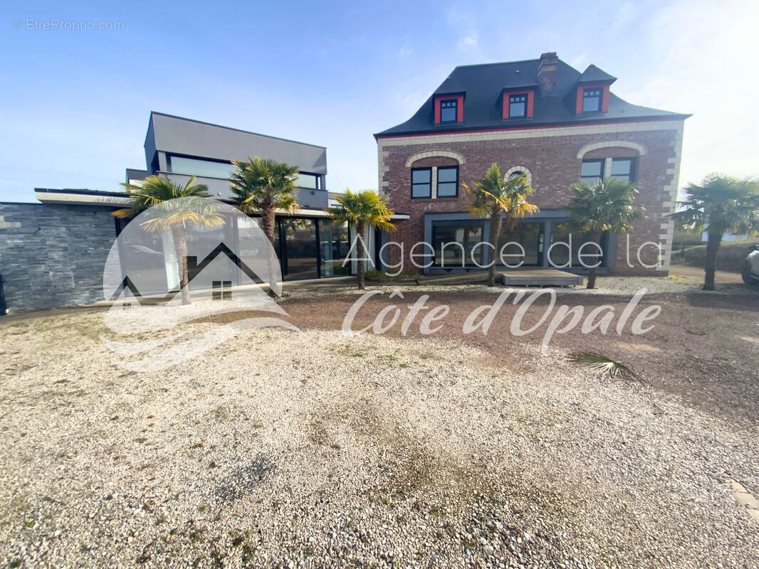 Appartement à MERIGNIES