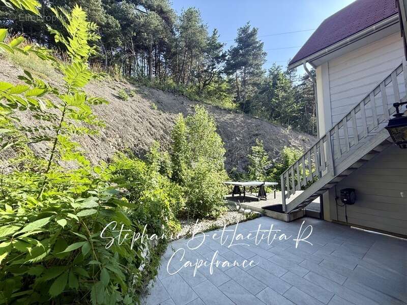 Maison à SAINT-BONNET-EN-CHAMPSAUR