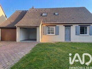 Photo 1 - Maison à MAINVILLIERS
