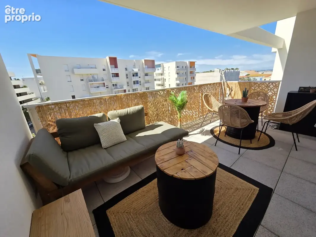 Appartement 3 pièces - Ascenseur - Terrasse et deux parkings - photo 8