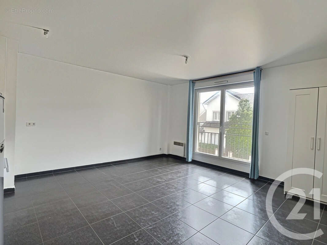 Appartement 28 m² à Aulnay-Sous-Bois  - photo 2