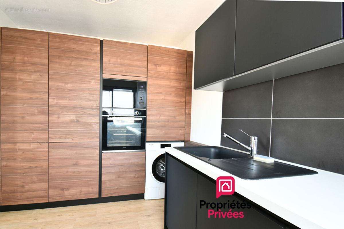 Appartement à TASSIN-LA-DEMI-LUNE