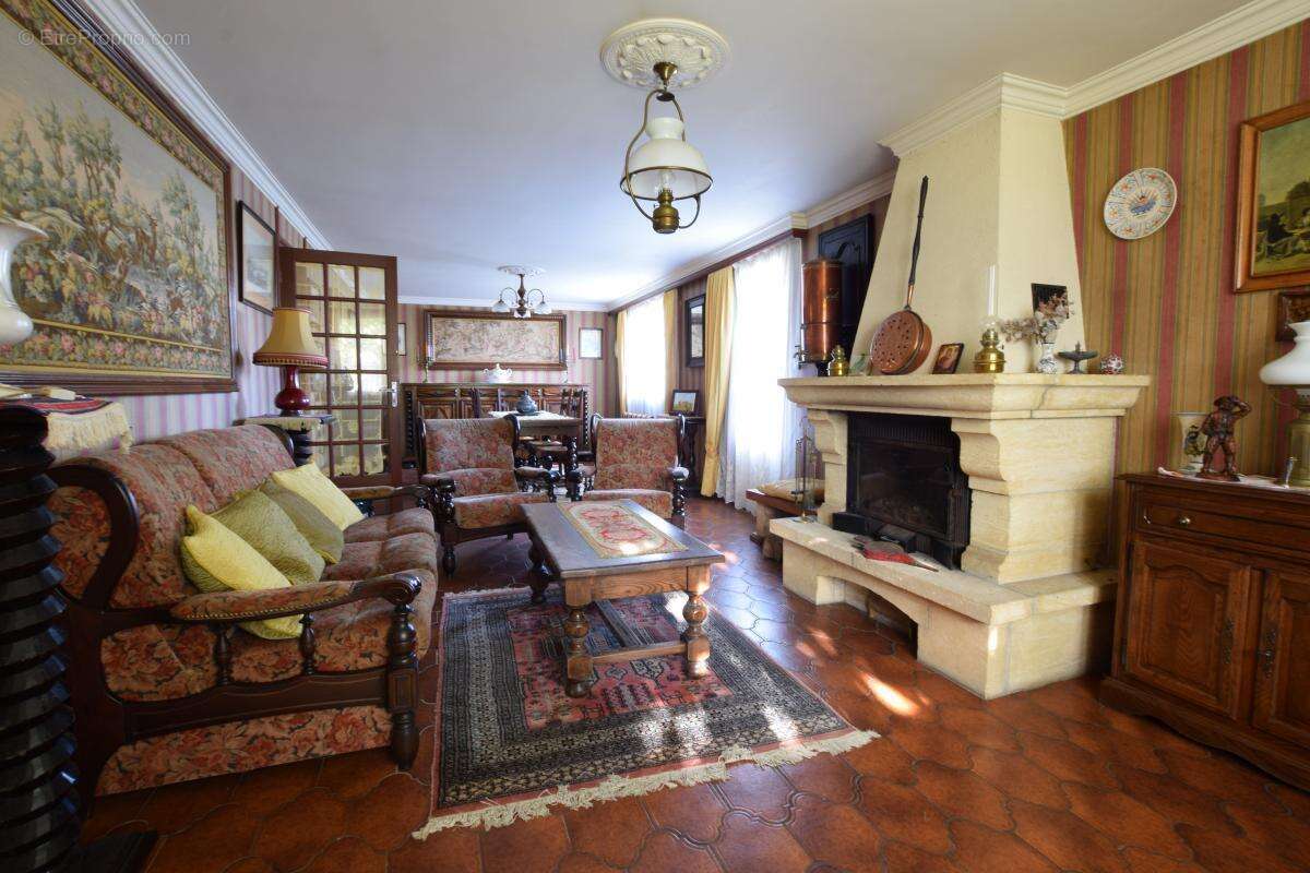 Maison à DOMPIERRE-SUR-MER