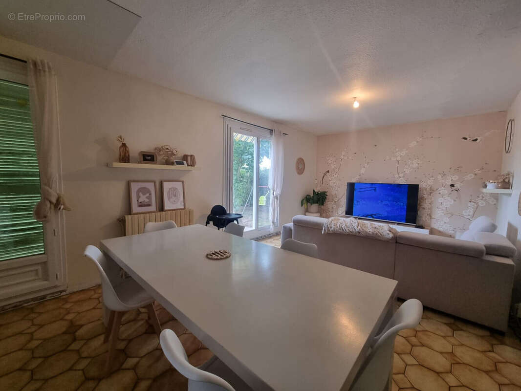 Photo 2 - Maison à GUEUGNON