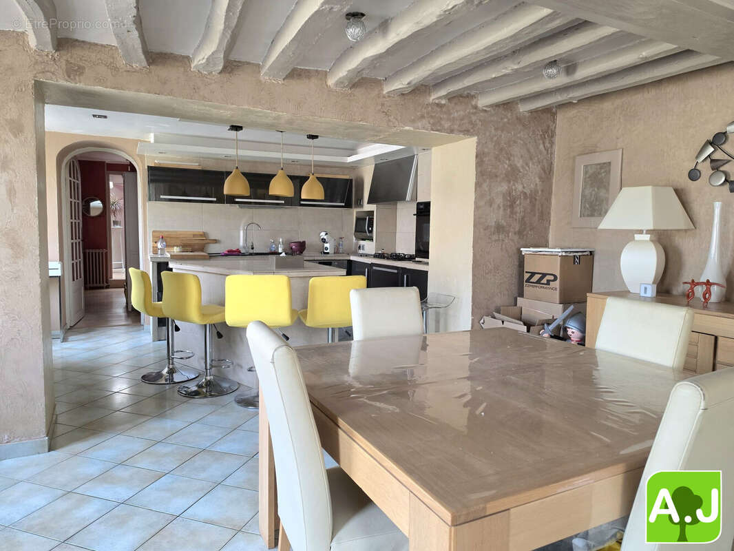 Maison à BREVAL