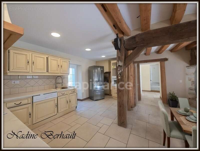 Maison à FERRIERES-EN-GATINAIS